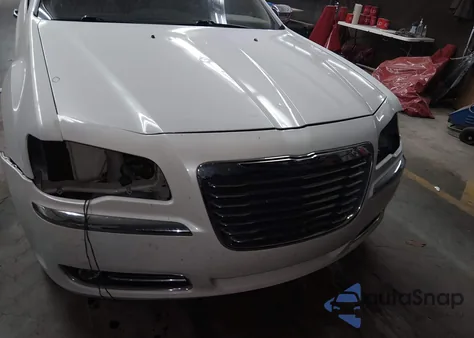 2011 Chrysler 300C from USA, damaged, VIN 2C3CA6CT8BH528472